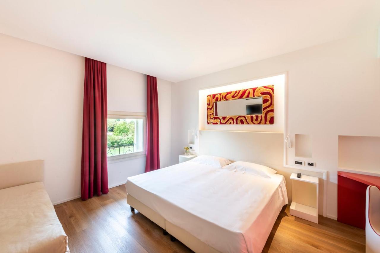 Malo  Hotel Villa I Pini מראה חיצוני תמונה